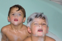 (2003-11) Les deux petits fous